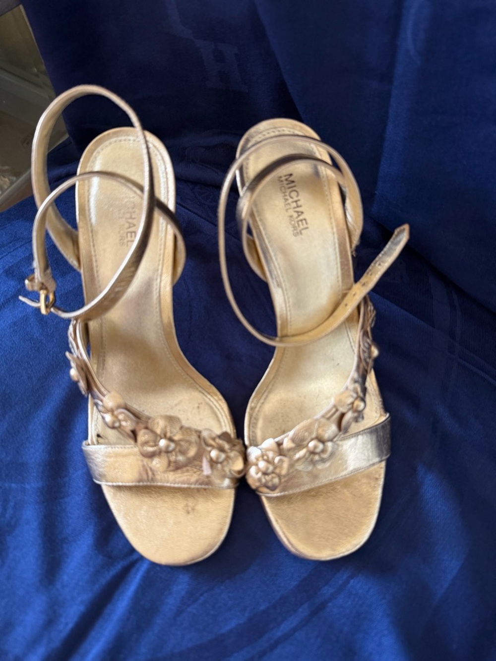 Michael Kors Metallic Gold Floral Slingback Heels - Picture 6 of 7